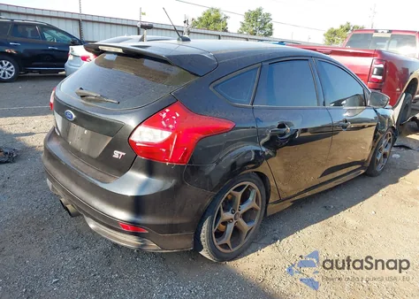 2014 Ford Focus St из США, поврежденный, VIN 1FADP3L92EL194888